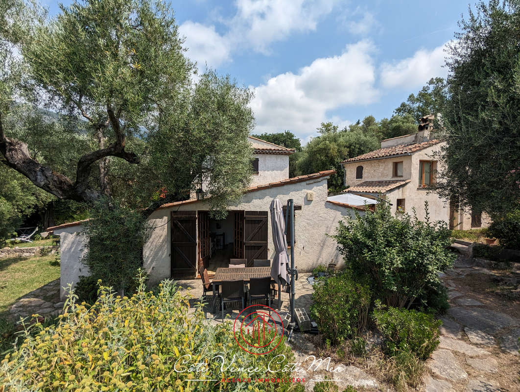 Maison à TOURRETTES-SUR-LOUP