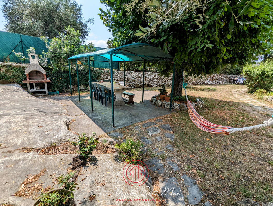 Maison à TOURRETTES-SUR-LOUP