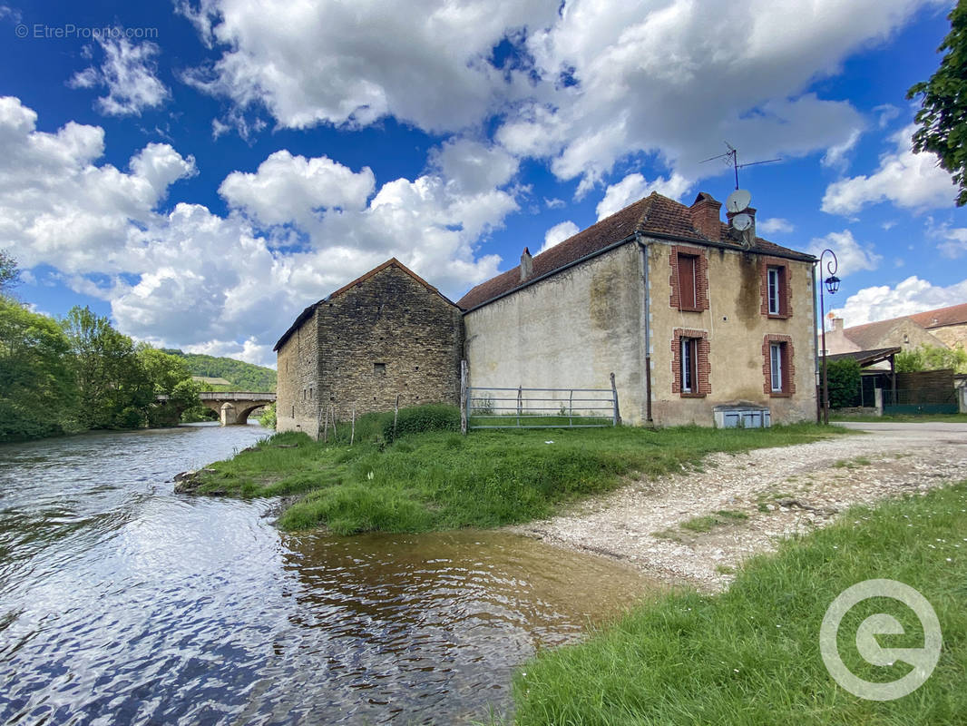 Maison à SAINT-PERE