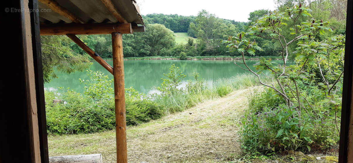 Terrain à VIGNEULLES-LES-HATTONCHATEL