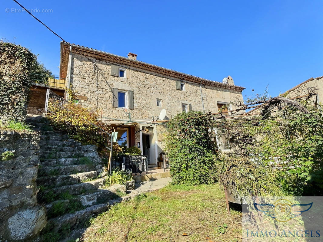 Maison à SAINT-ANDRE-DE-MAJENCOULES