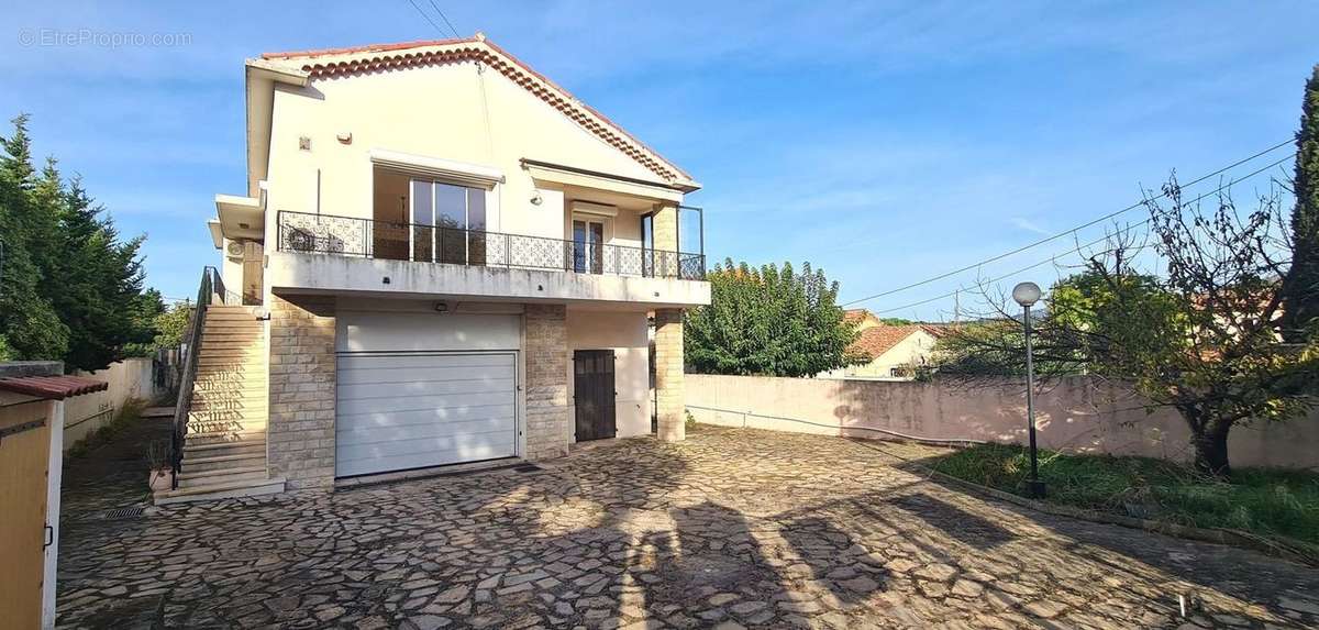 Maison à AUBAGNE