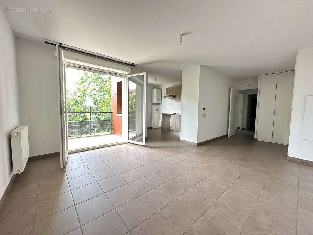 Appartement à SAINT-ORENS-DE-GAMEVILLE