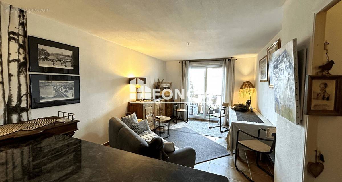 Appartement à UZES