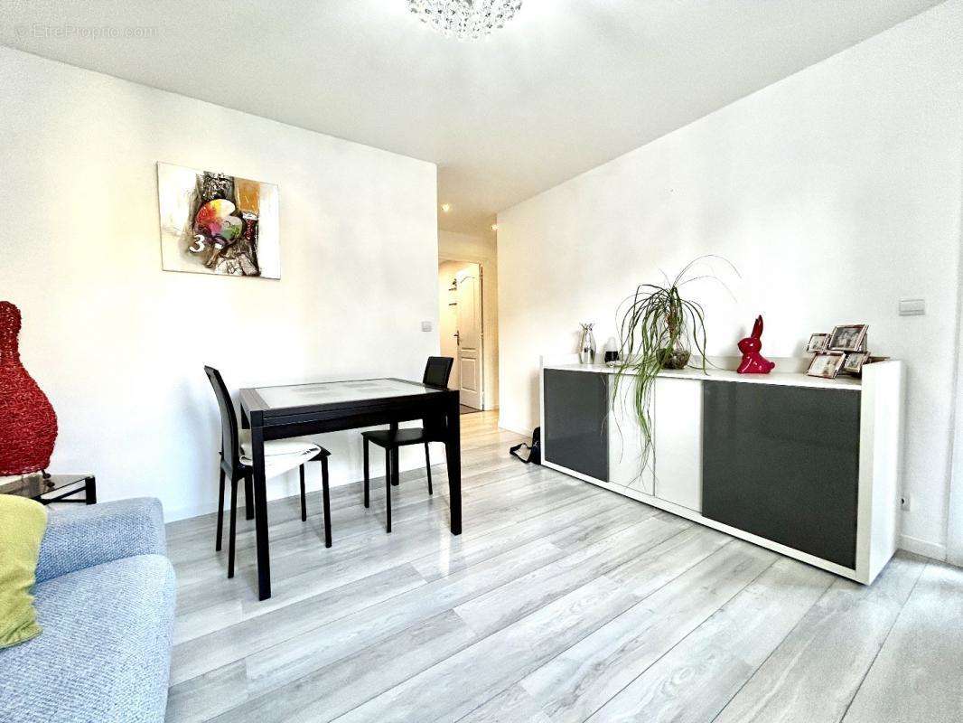 Appartement à BEAUSOLEIL