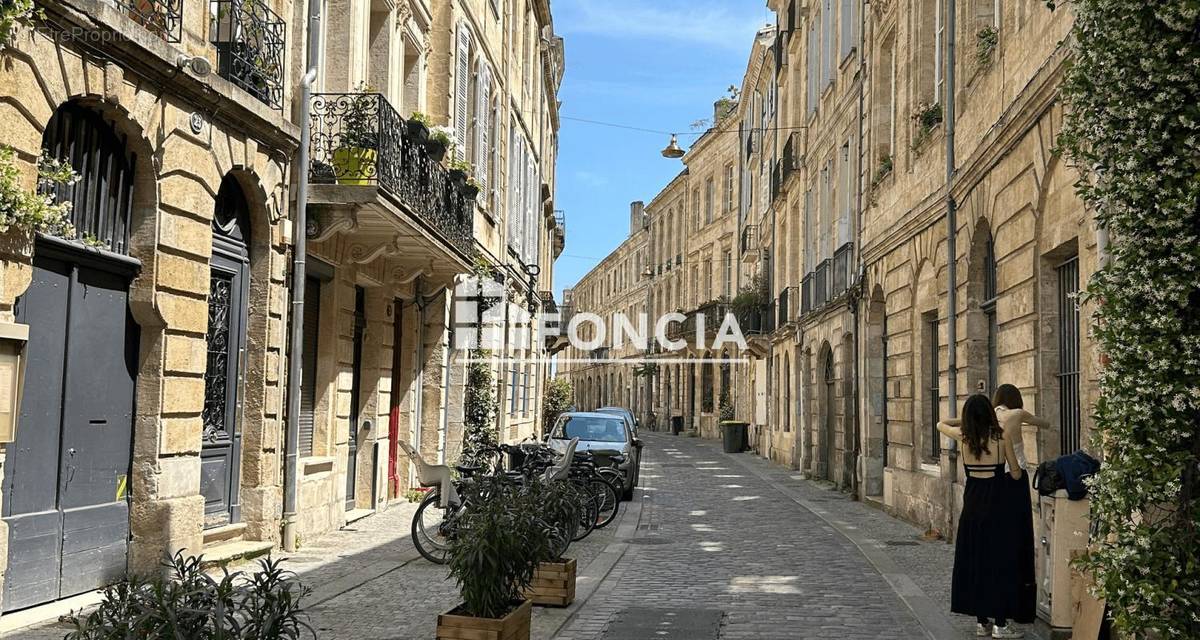 Appartement à BORDEAUX