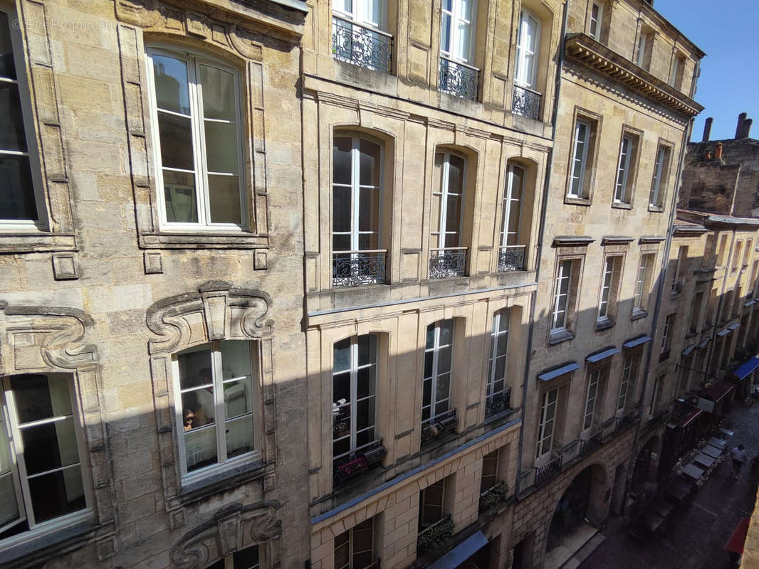 Appartement à BORDEAUX