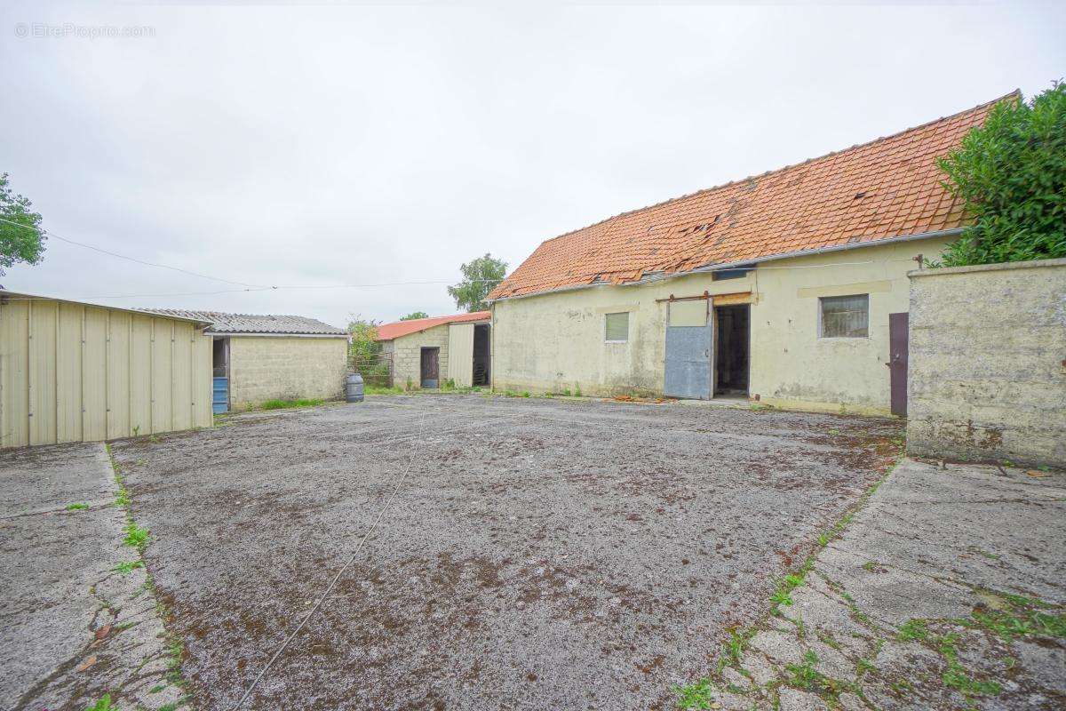 Maison à HESDIGNEUL-LES-BOULOGNE