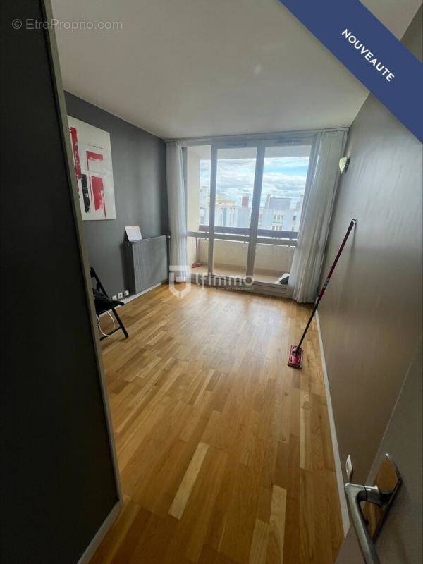 Appartement à AUBERVILLIERS