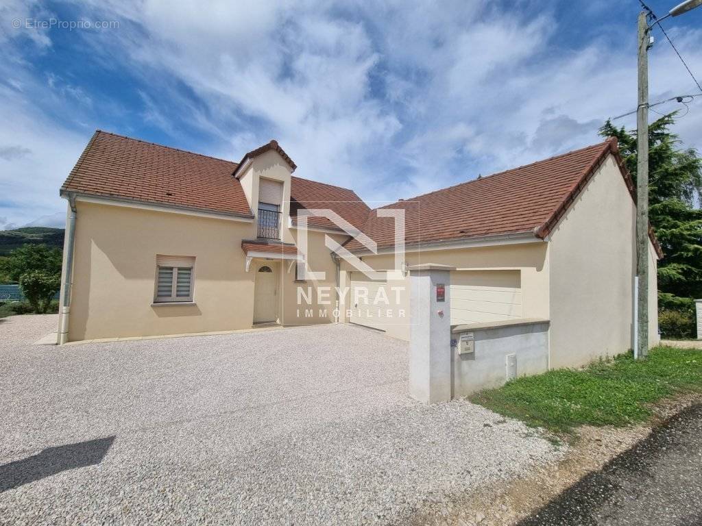 Maison à SANTENAY