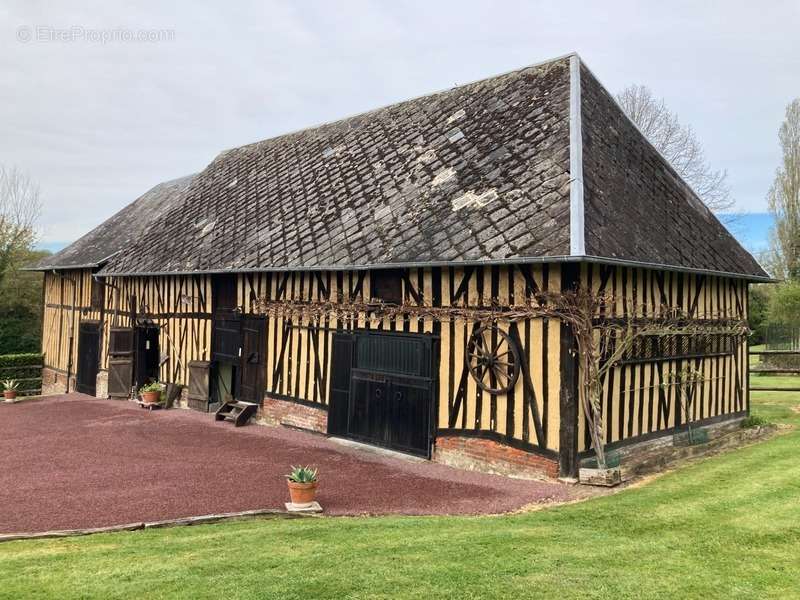 Maison à BONNEVILLE-LA-LOUVET