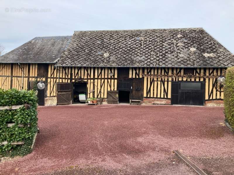 Maison à BONNEVILLE-LA-LOUVET