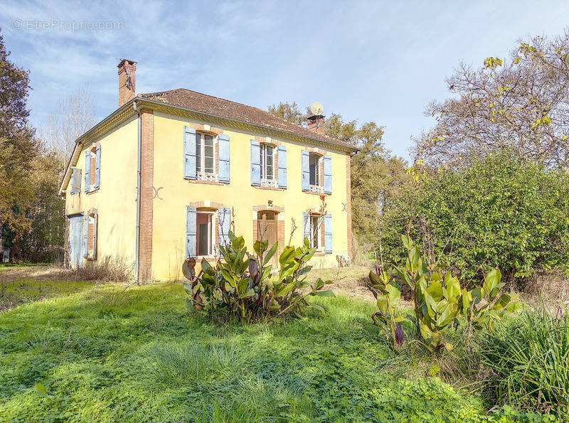 Maison à CAZAUBON