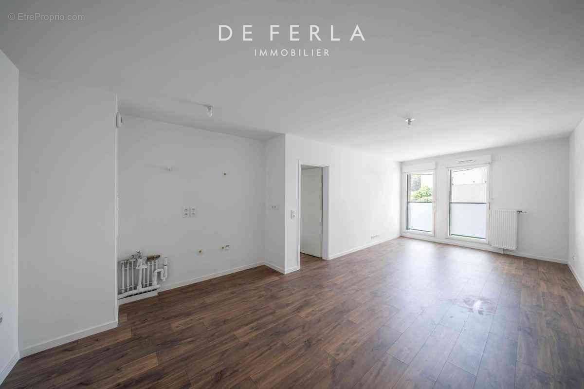 Appartement à AUBERVILLIERS