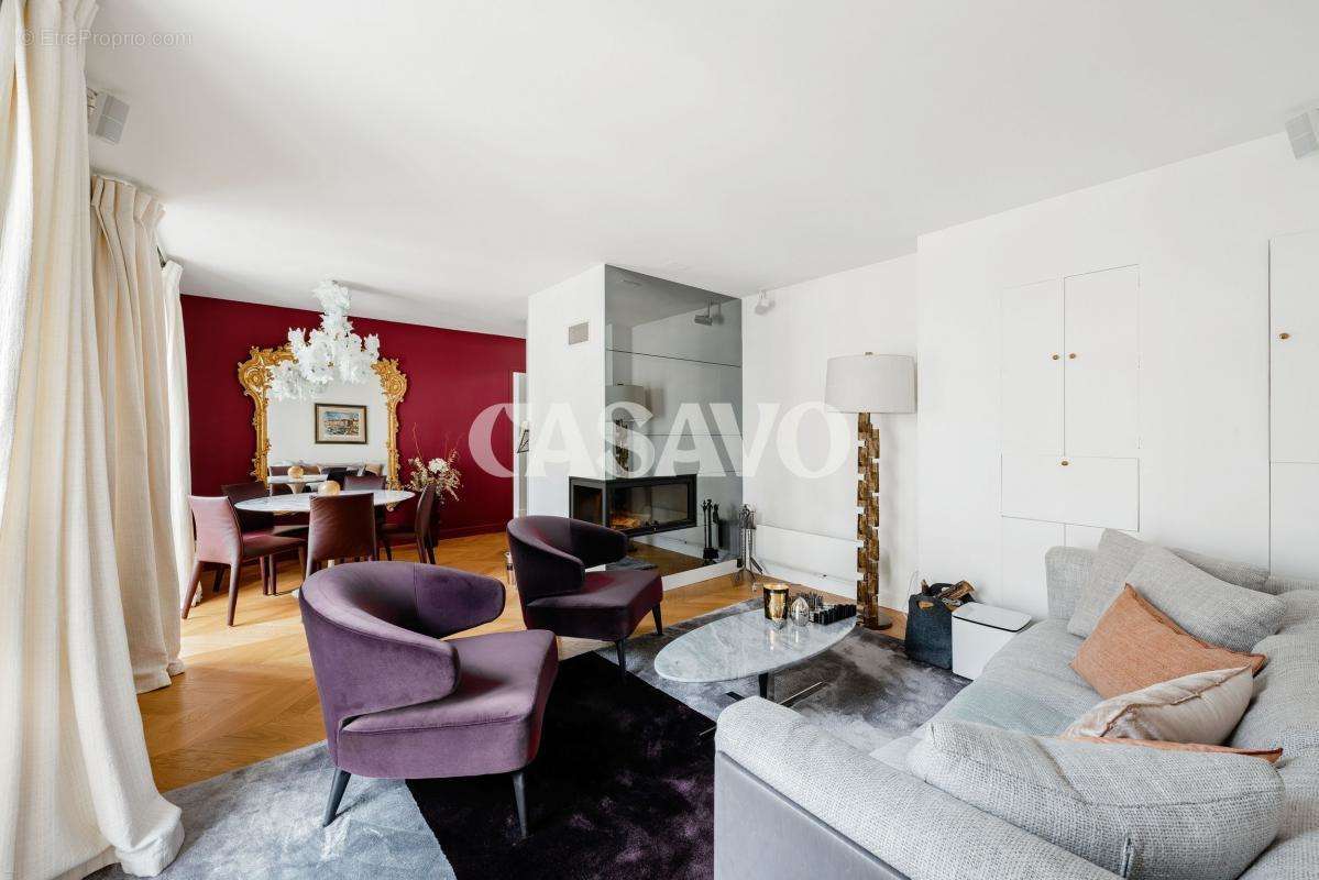 Appartement à PARIS-7E