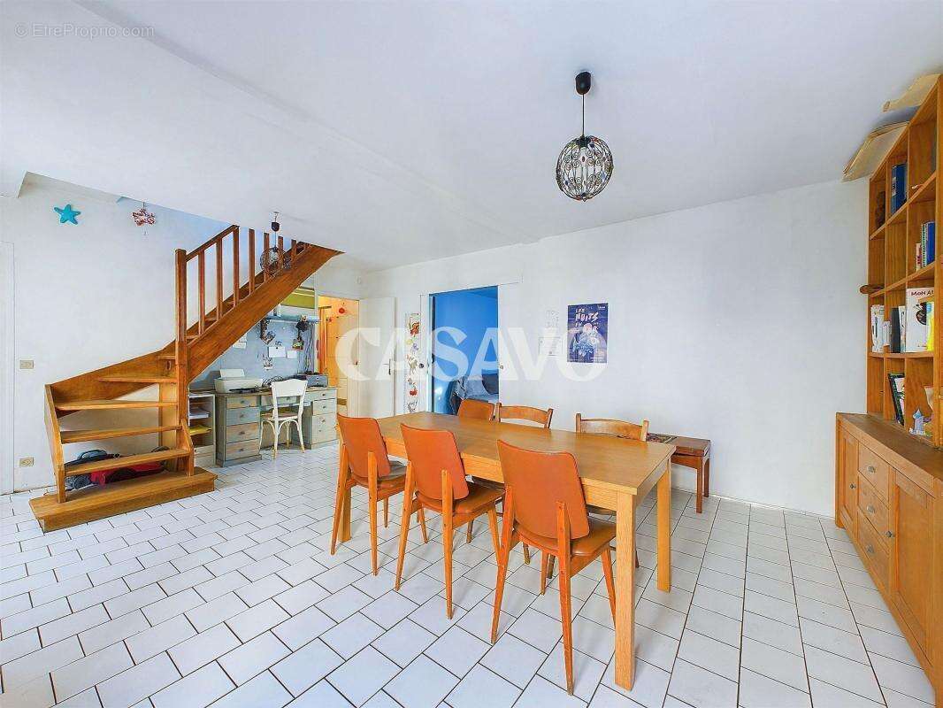 Appartement à AUBERVILLIERS