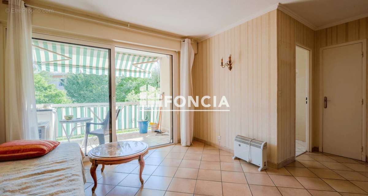 Appartement à FREJUS