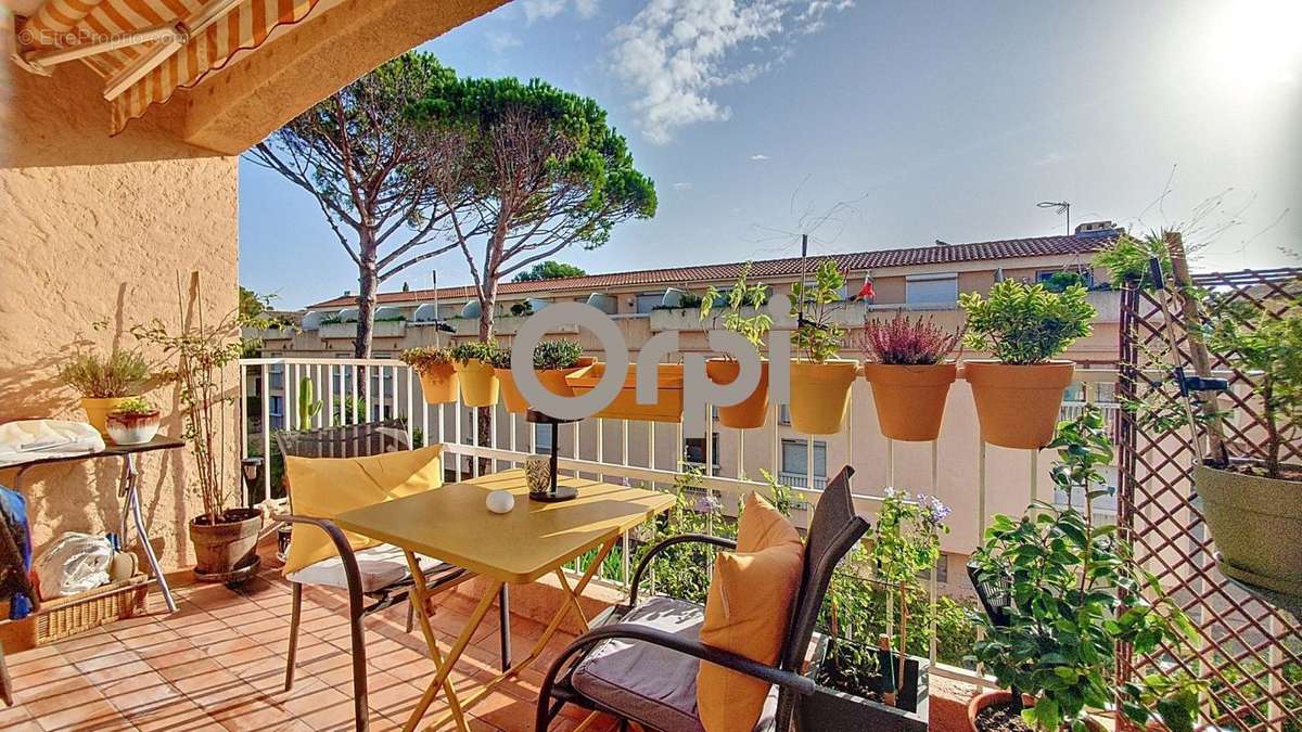 Appartement à FREJUS