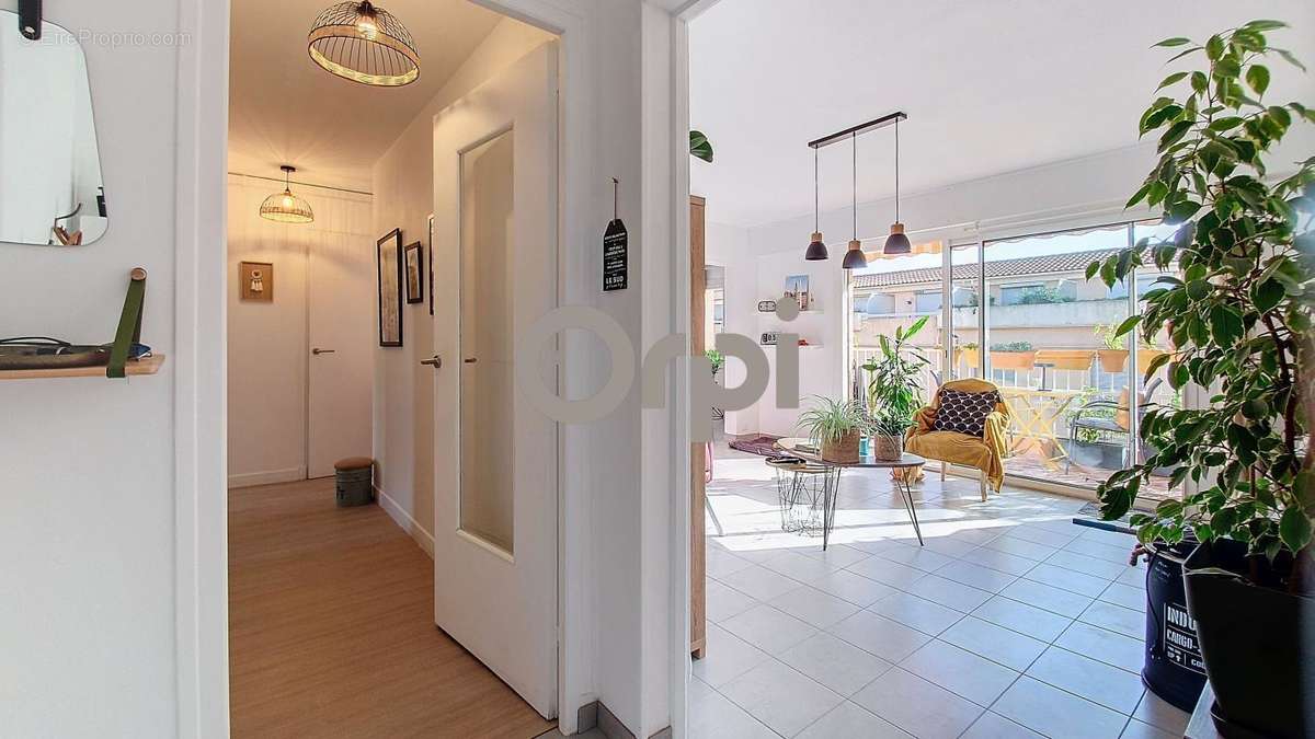 Appartement à FREJUS