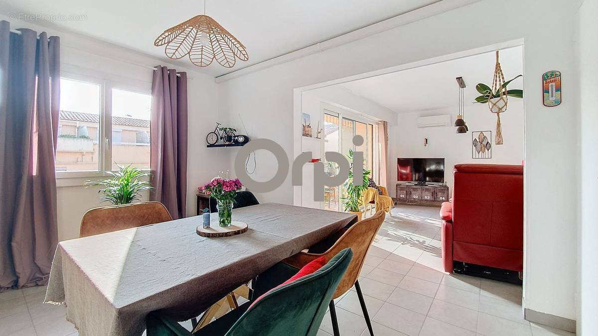 Appartement à FREJUS