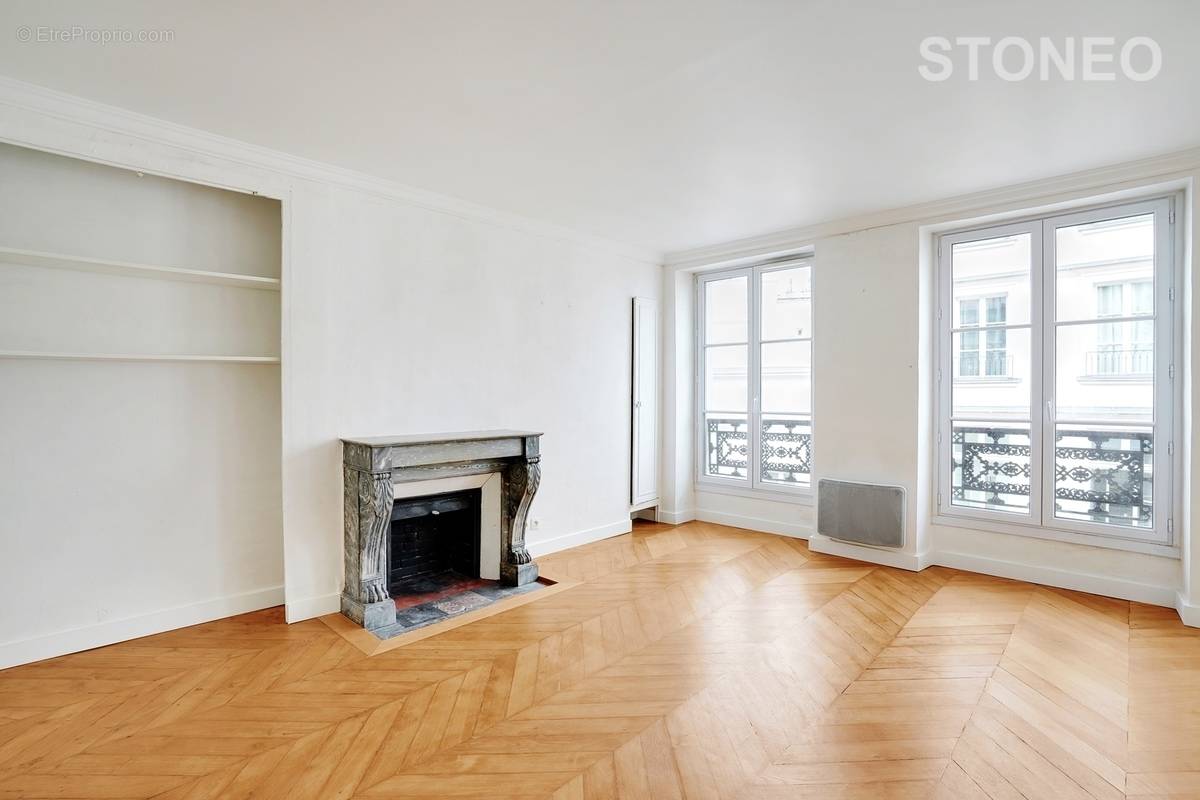 Appartement à PARIS-9E