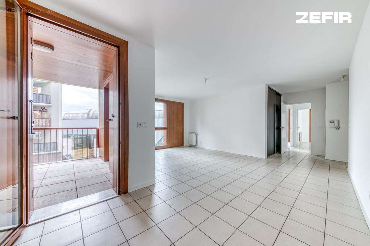 Appartement à LYON-8E