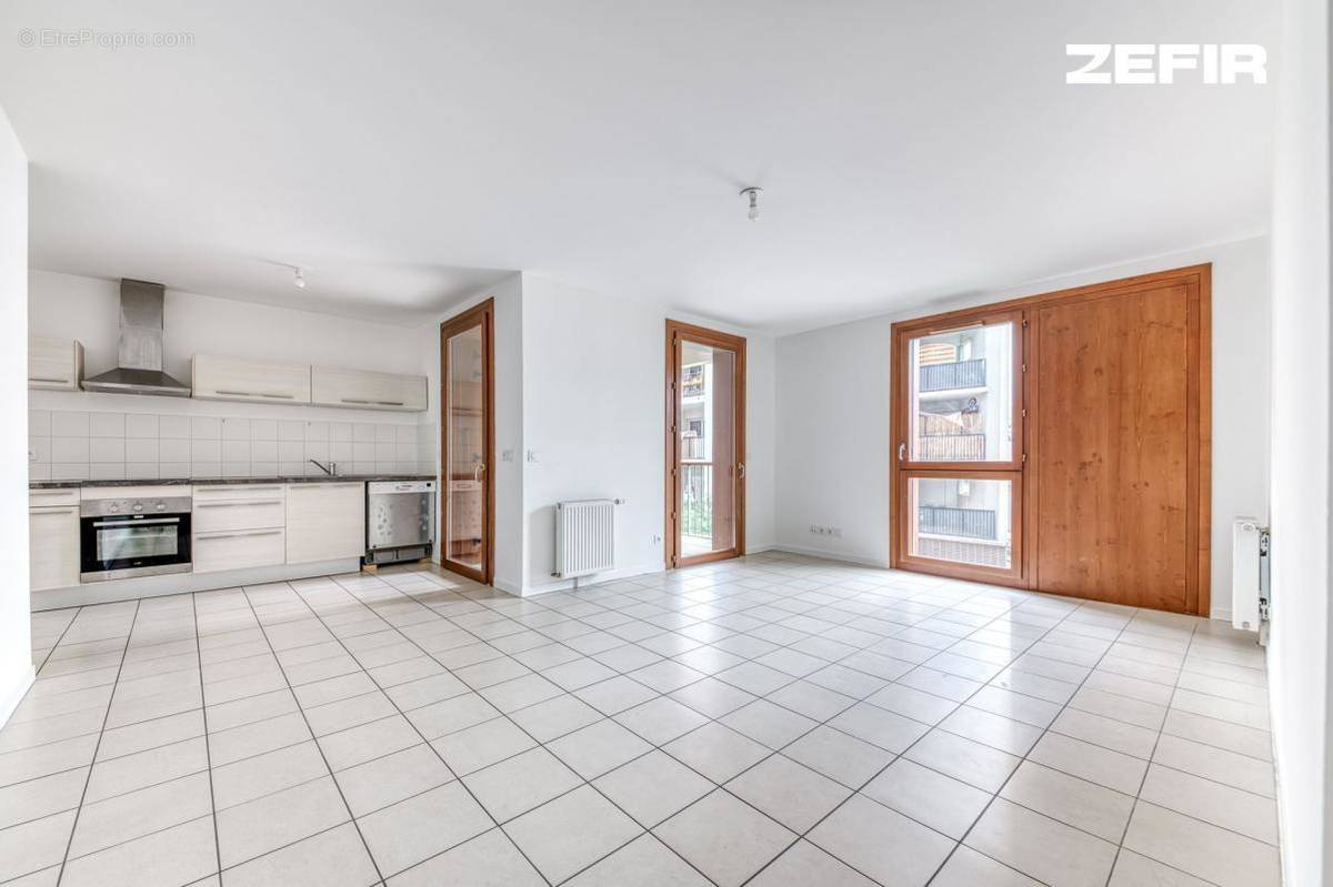 Appartement à LYON-8E