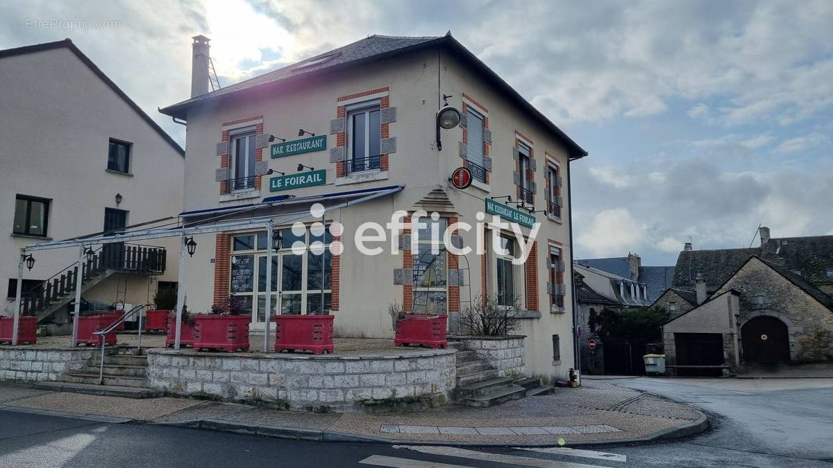 Maison à SAINT-CHELY-D&#039;APCHER