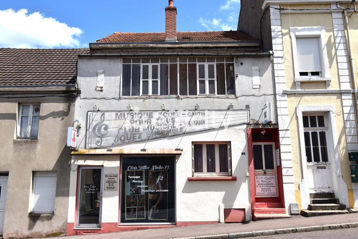 Appartement à MONTCEAU-LES-MINES