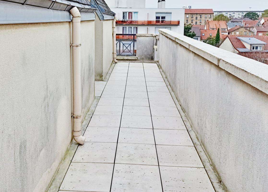 Appartement à BONDY