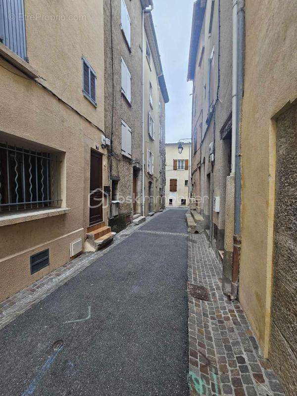 Appartement à TRANS-EN-PROVENCE