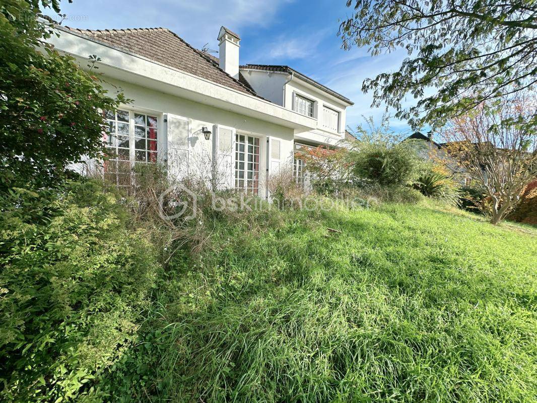 Maison à LOURDES