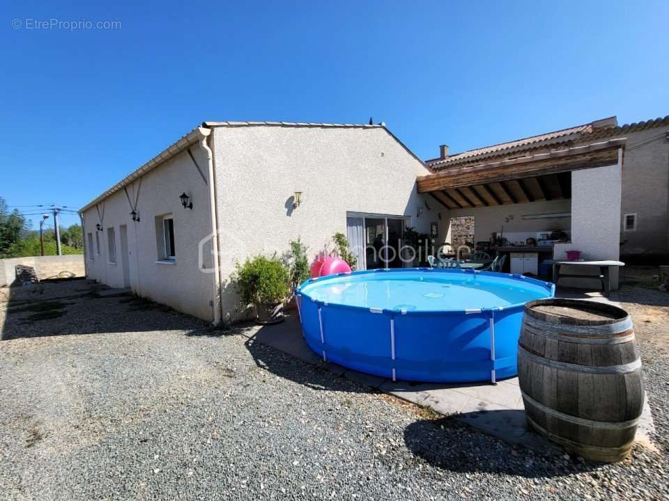 Maison à PRADES-SUR-VERNAZOBRE