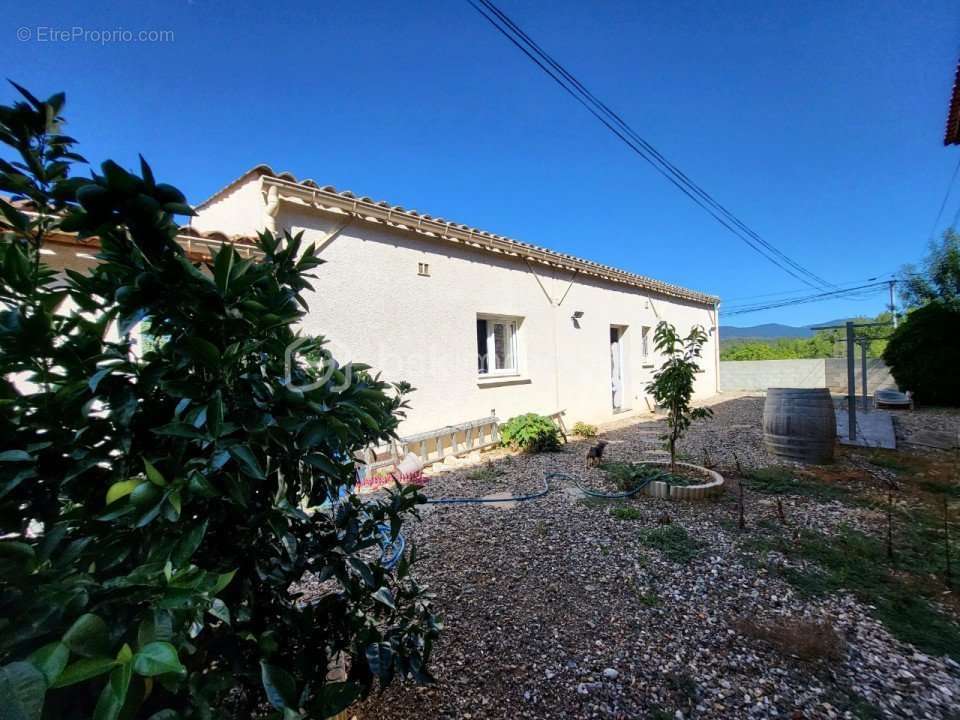 Maison à PRADES-SUR-VERNAZOBRE