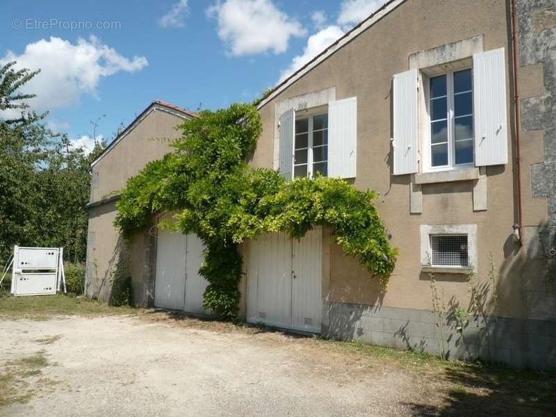 Maison à JARNAC