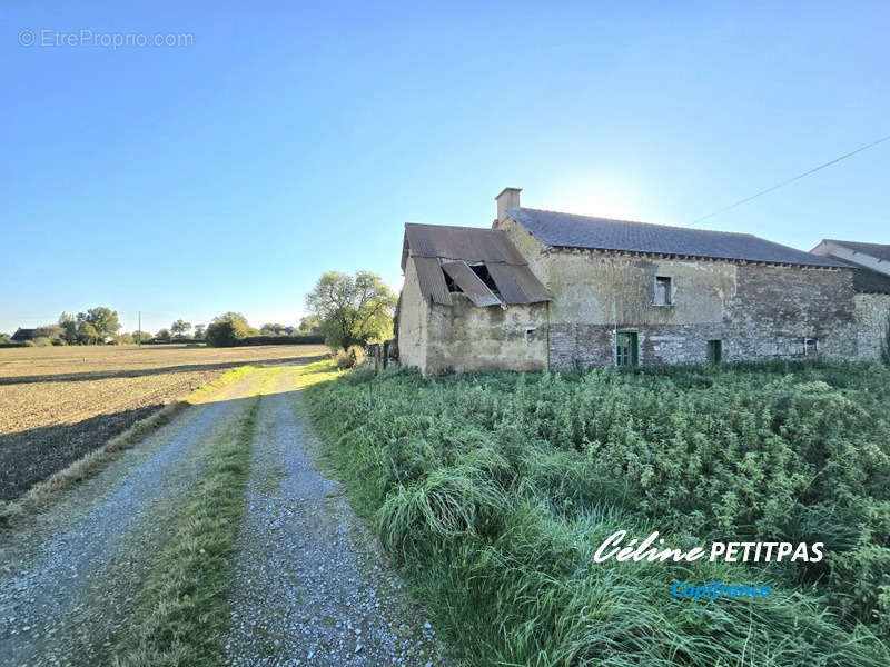 Maison à MONTFORT-SUR-MEU