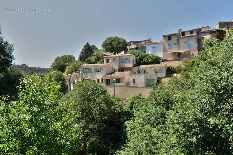 Maison à ESPARRON-DE-VERDON