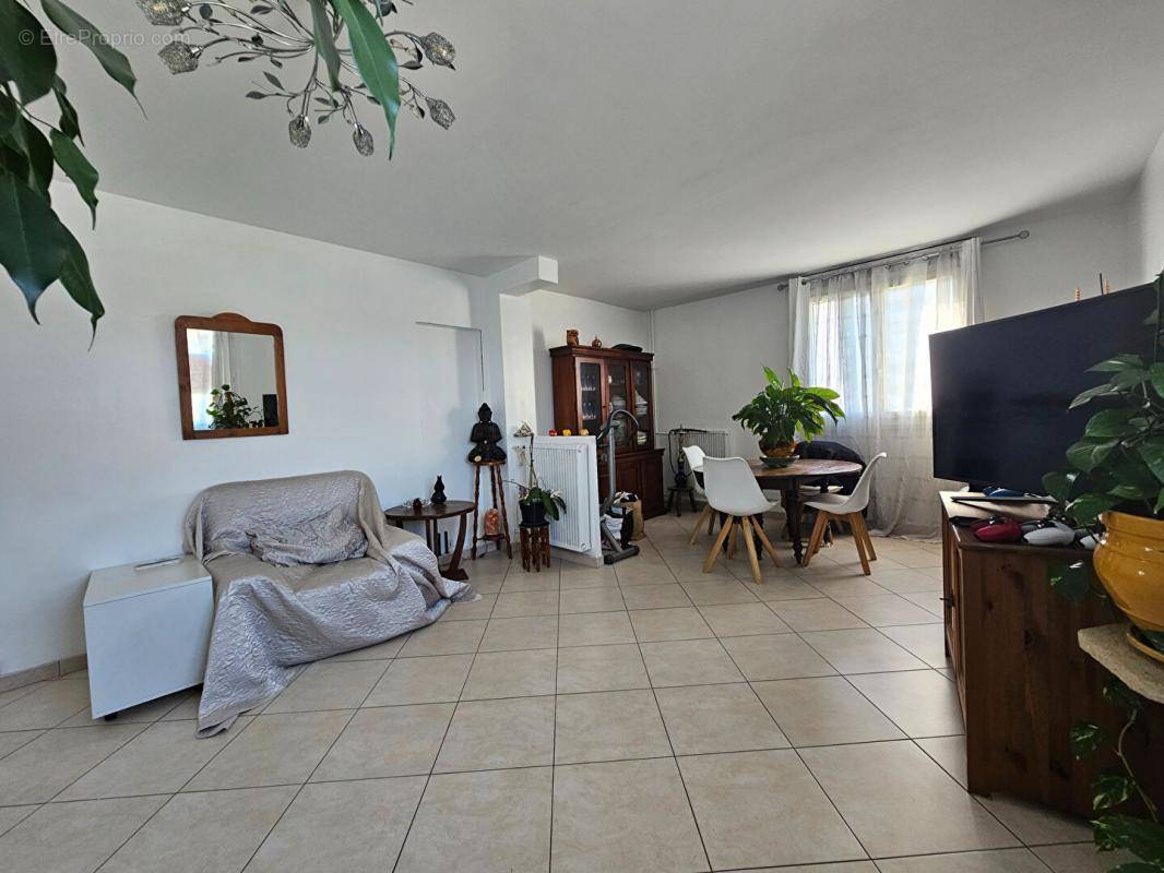 Appartement à MONTIGNY-LES-CORMEILLES