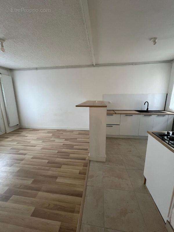 Appartement à BOURG-LES-VALENCE