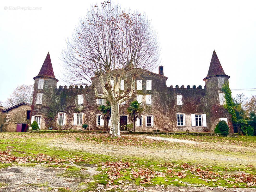 Maison à BETBEZER-D&#039;ARMAGNAC