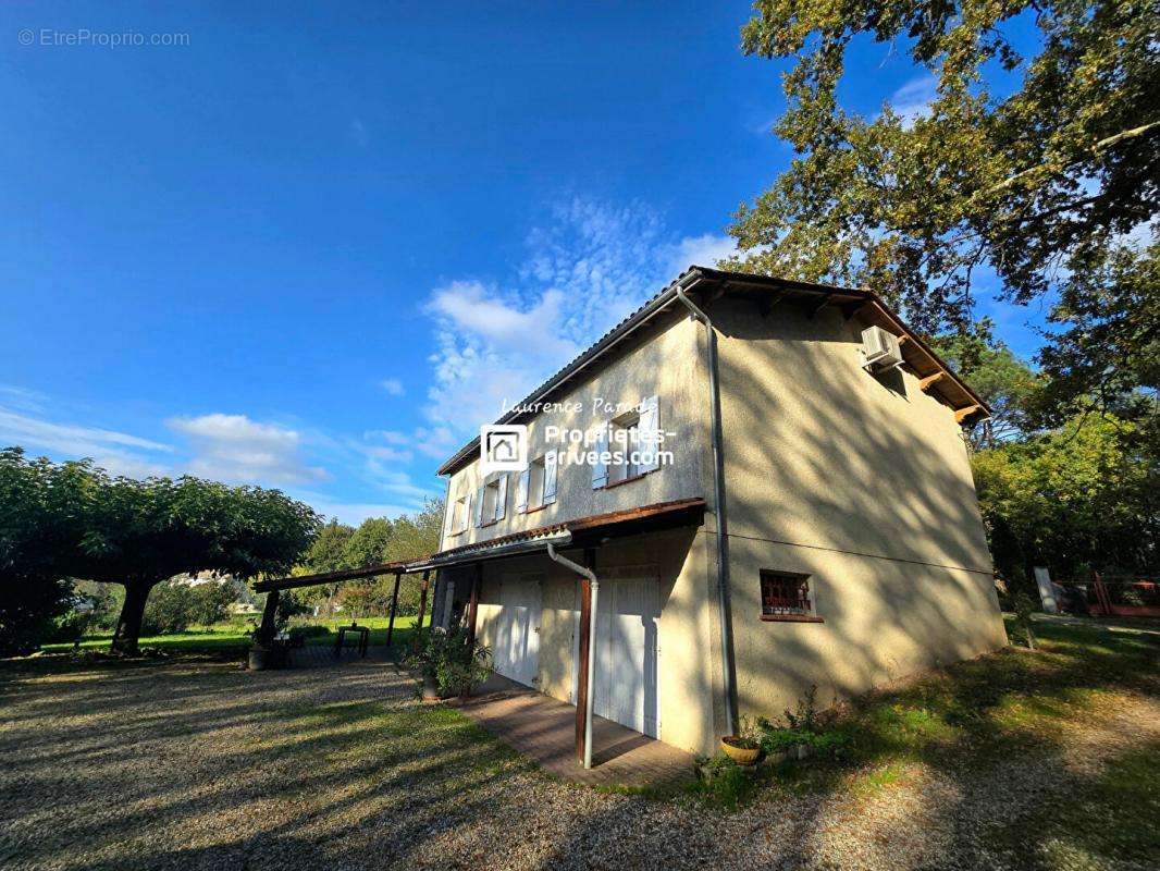 Maison à PUYNORMAND