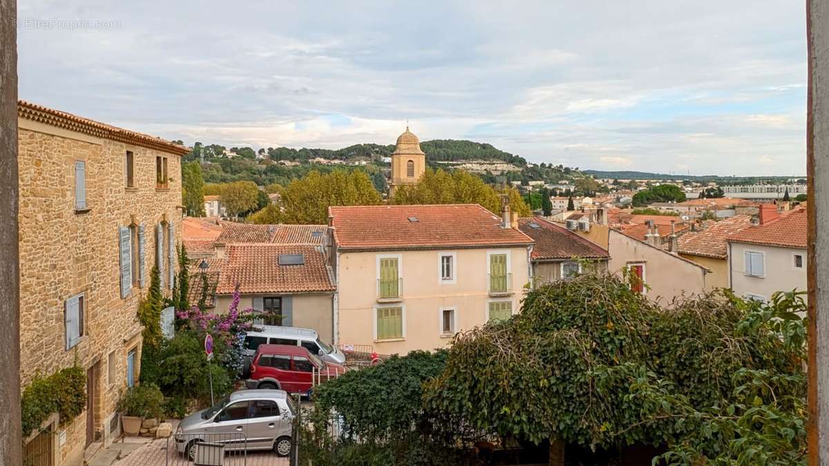 Maison à SAINT-CHAMAS