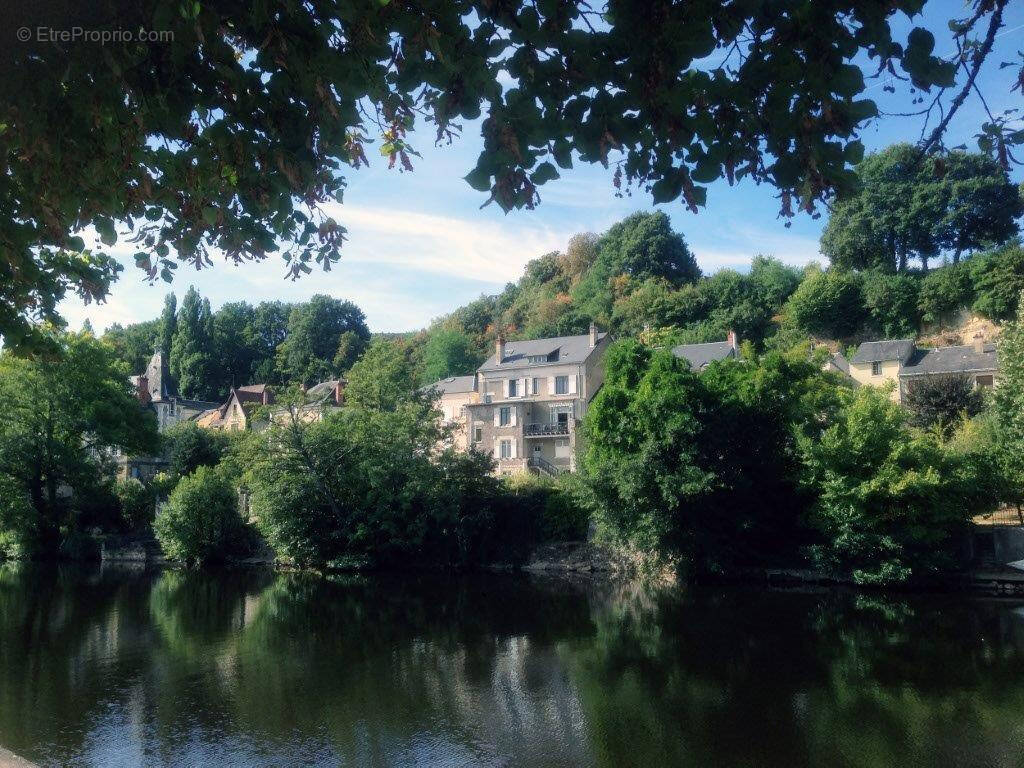 Maison à ARGENTON-SUR-CREUSE