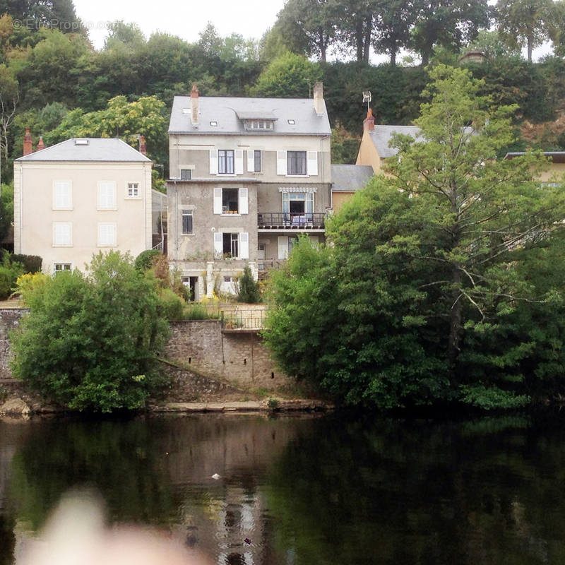 Maison à ARGENTON-SUR-CREUSE