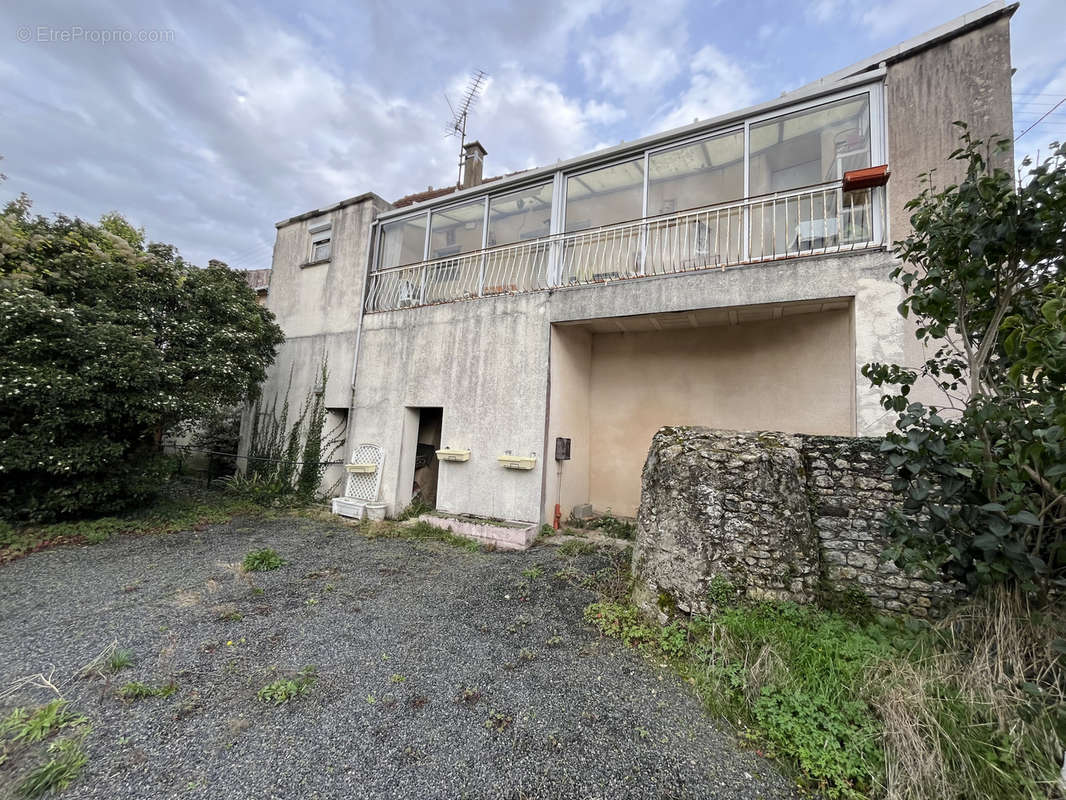 Maison à SAINT-JEAN-DE-THOUARS