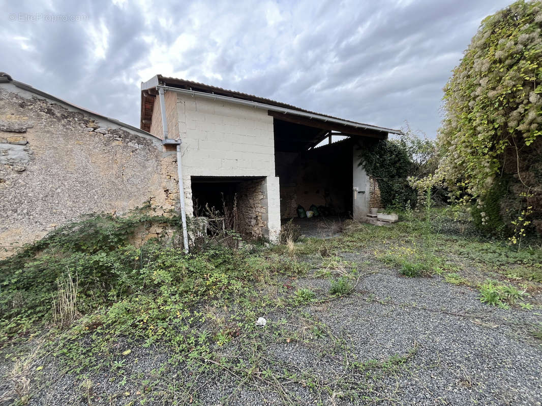 Maison à SAINT-JEAN-DE-THOUARS