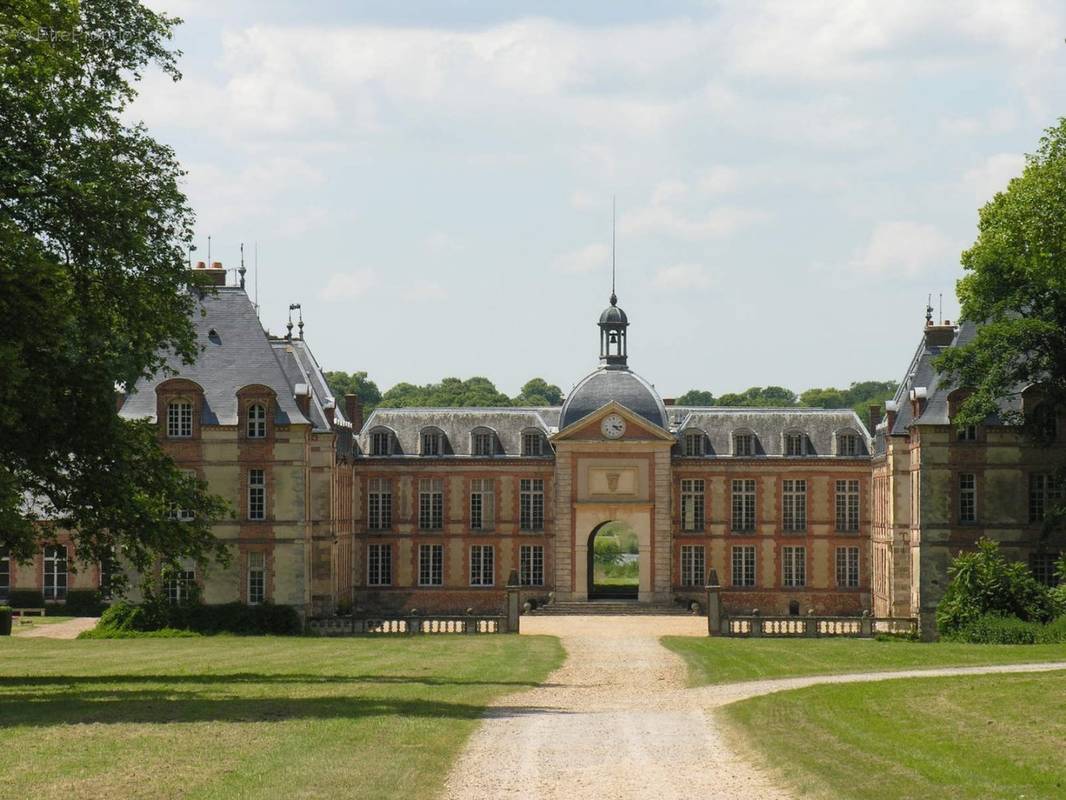 Appartement à JOUARS-PONTCHARTRAIN