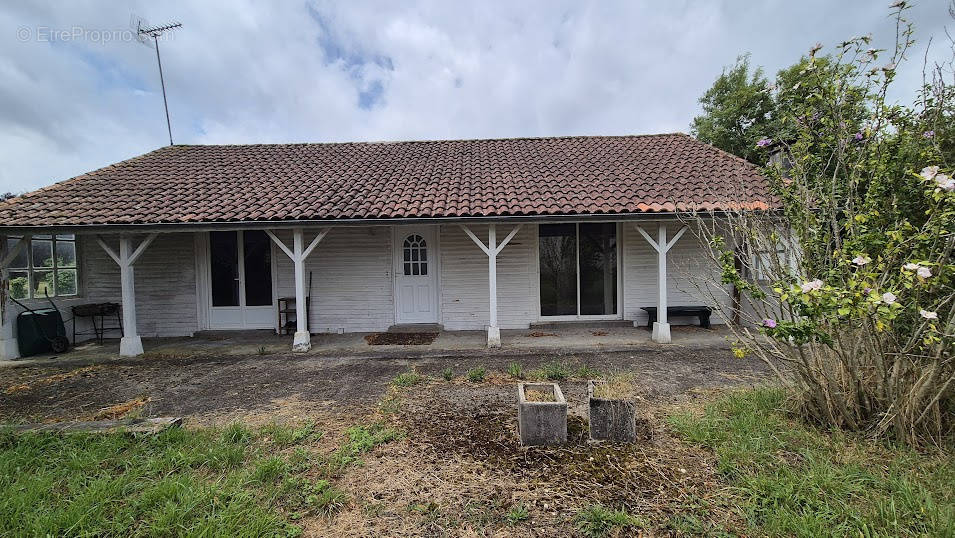 Maison à TOCANE-SAINT-APRE