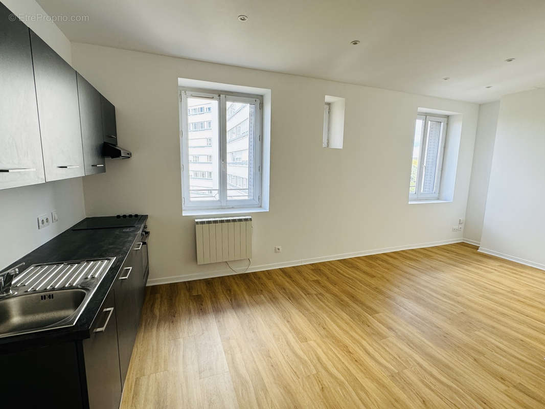 Appartement à LYON-7E