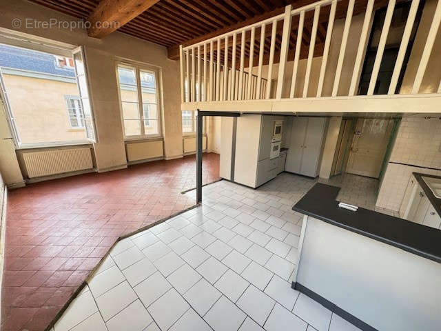 Appartement à LYON-1E